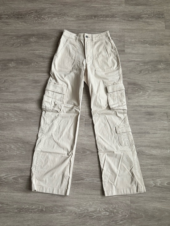 Hollister Pants - Hollister Co. Ultra High-Rise Baggy Cargo Pants